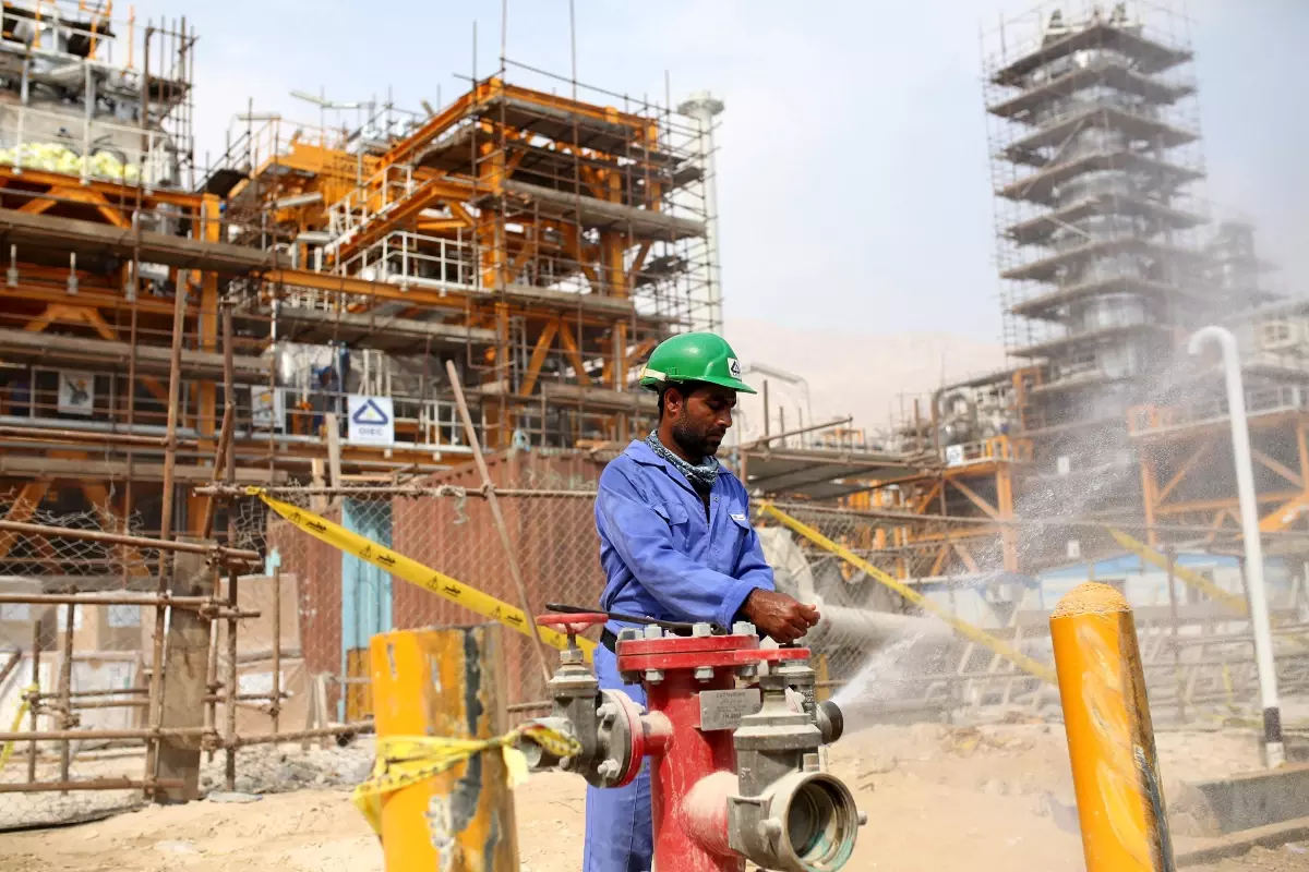 Umman\'dan İran\'a Saldırı Kınaması