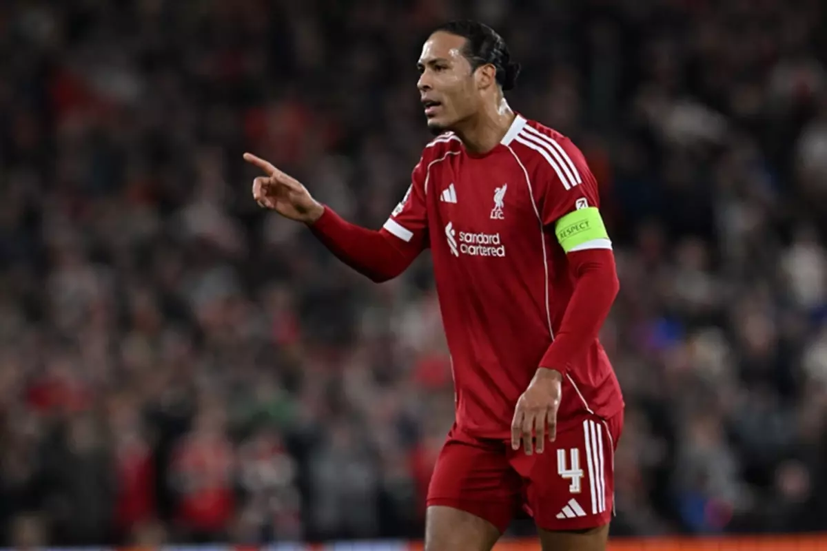 Galibiyeti ballandıra ballandıra anlatan Van Dijk, Uğurcan Çakır\'ı da es geçmedi