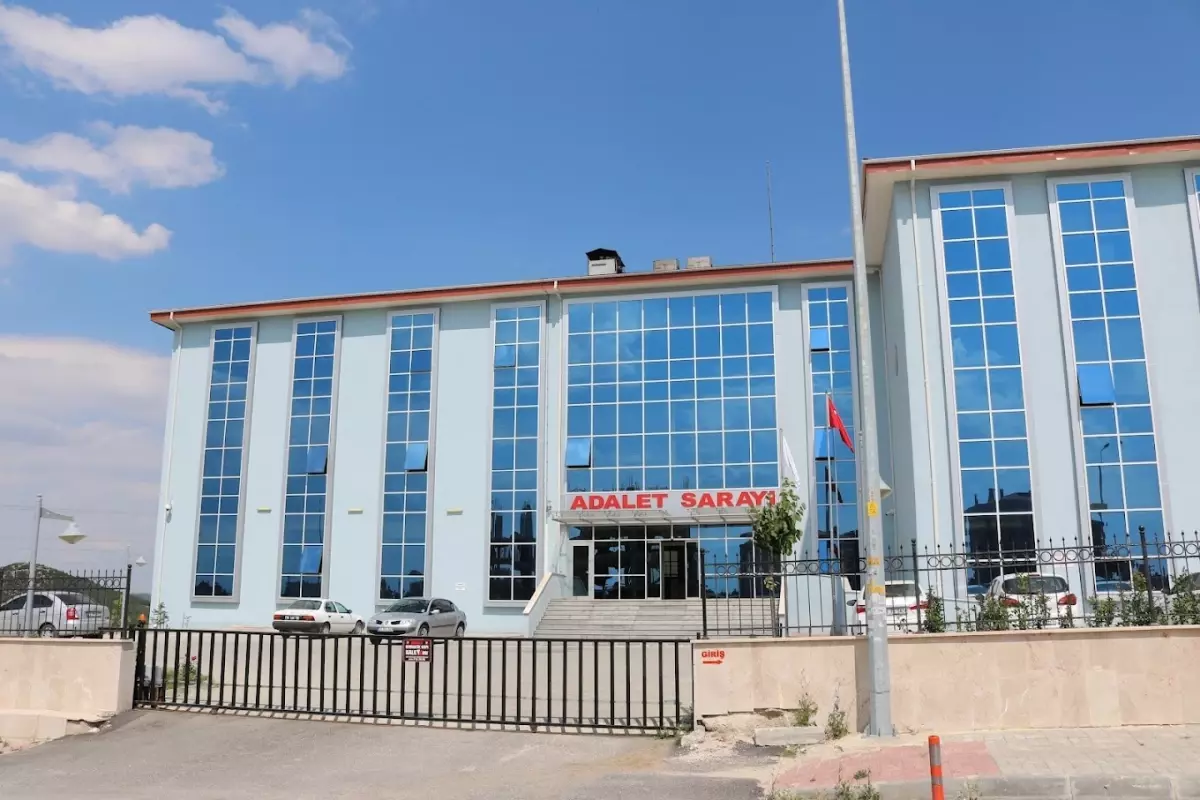 FETÖ Şüphelileri Yurt Dışına Kaçarken Yakalandı