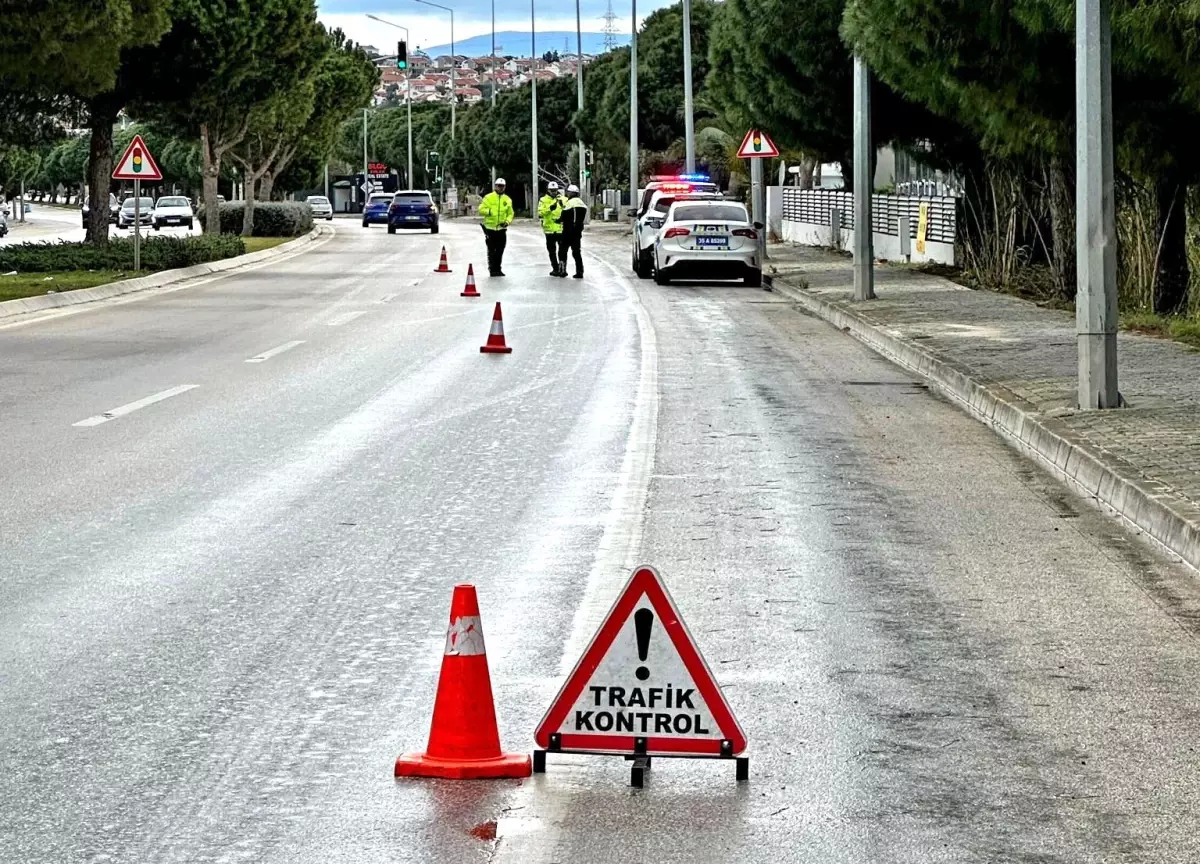 Çeşme\'de Bayramda Trafik Denetimleri Artırıldı