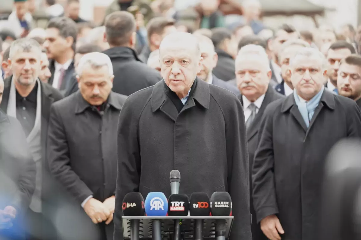 Bayram namazını kılan Cumhurbaşkanı Erdoğan\'ın hedefinde o ülke vardı: Bedelini ödeyecek