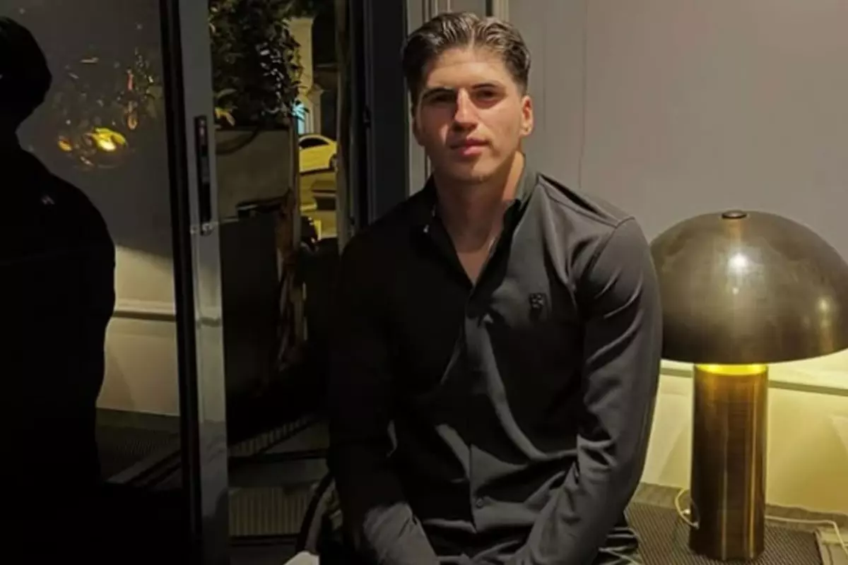 Genç futbolcuya bayram tatili için geldiği İstanbul\'da silahlı saldırı! Hayatını kaybetti 