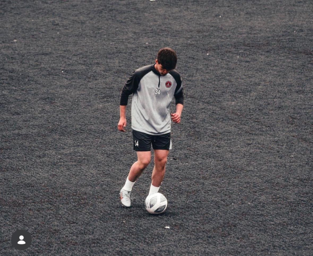 Görüntüler ortaya çıktı! Genç futbolcuyu ölüme götüren saldırıda çakarlı araç detayı Görüntüler ortaya çıktı! Genç futbolcuyu ölüme götüren saldırıda çakarlı araç detayı