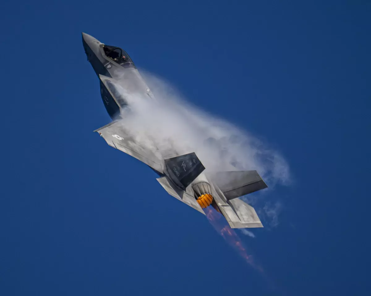 İran, ABD F-35 Uçağını Vurdu