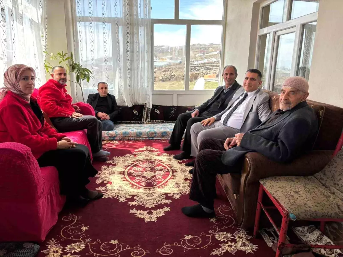 Kızılay\'dan Yaşlılara Bayram Ziyareti