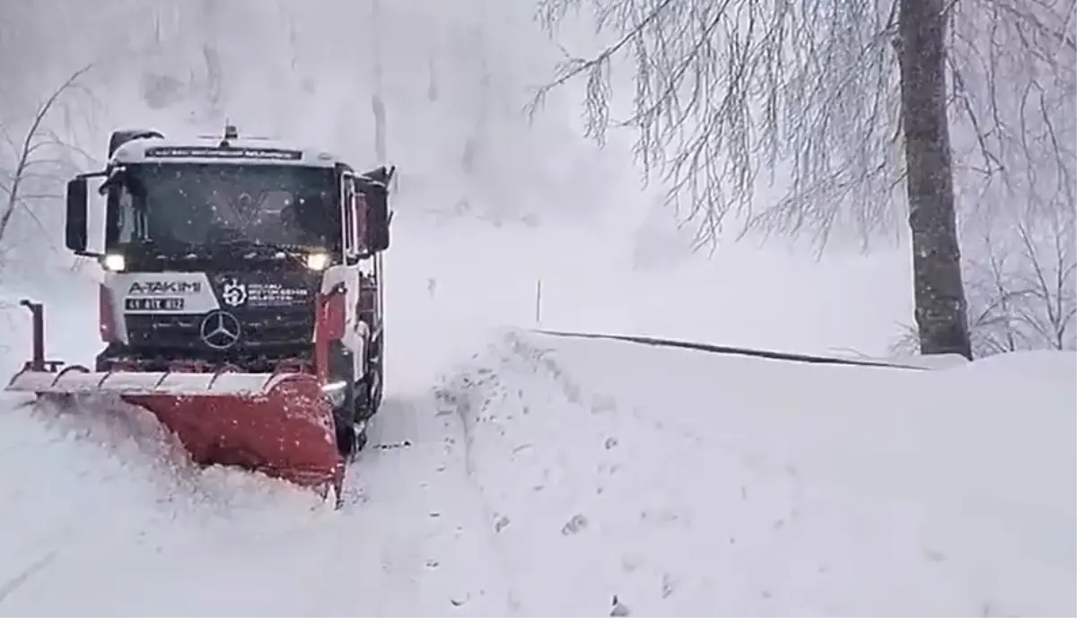 Kocaeli\'de Kar Yağışı Etkili Oldu