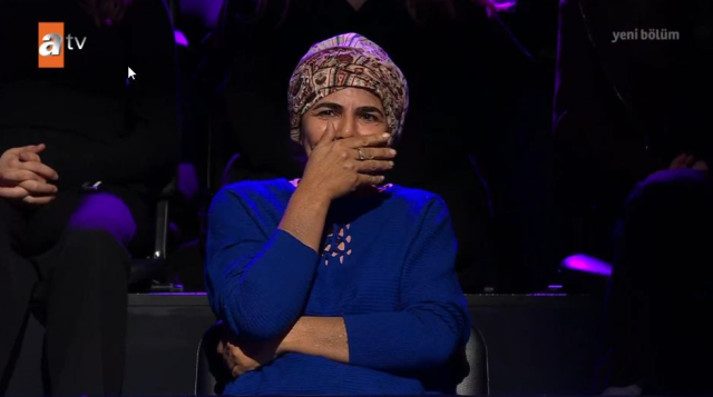 Oktay Kaynarca, berbat sesiyle şarkı söyleyen yarışmacıya dayanamadı