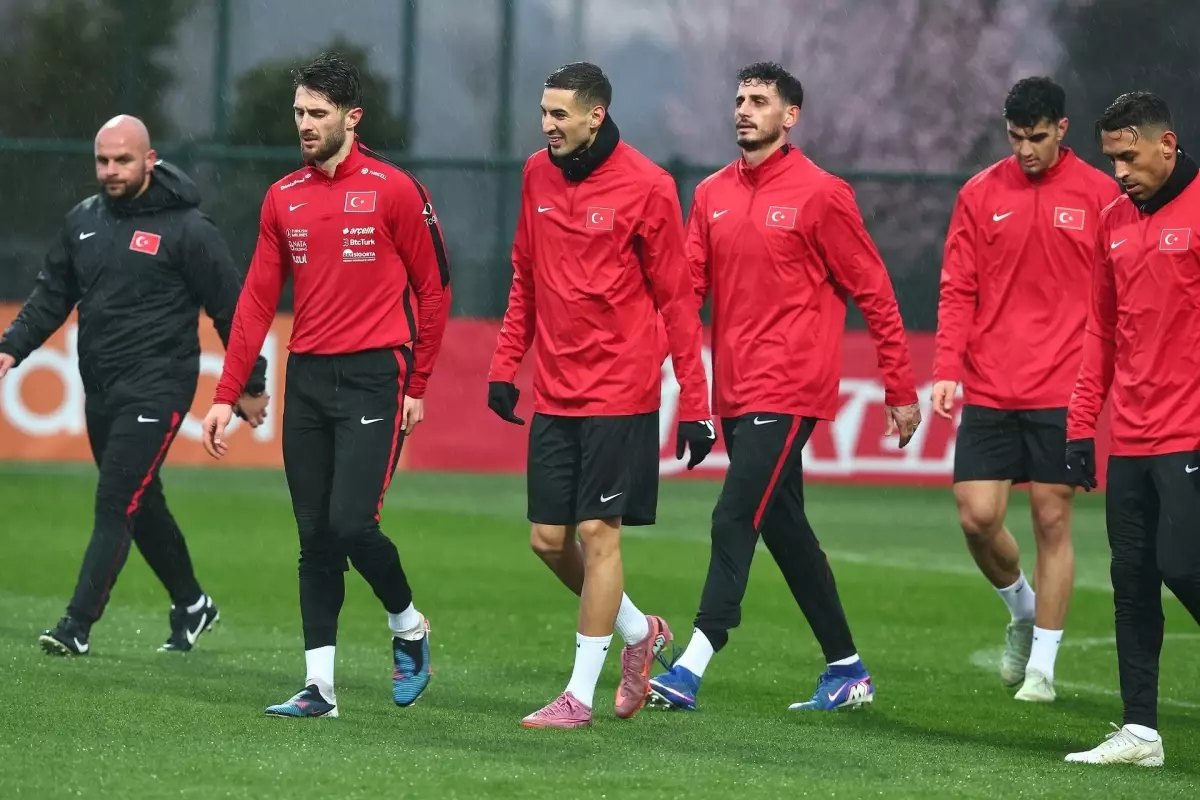 3 Büyüklerden 32 Futbolcu Milli Takımlara Davet Edildi