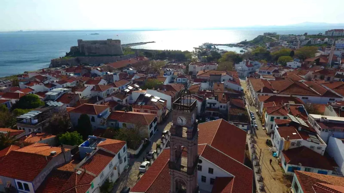 Bozcaada\'ya Bayramda Araç Girişi Yasaklandı