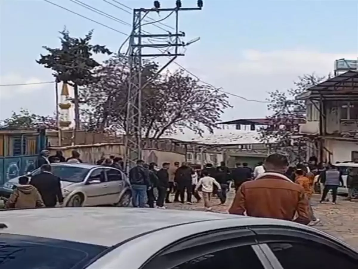 Hatay\'da Aileler Arası Taşlı, Sopalı Kavga: 3 Ölü, 22 Yaralı