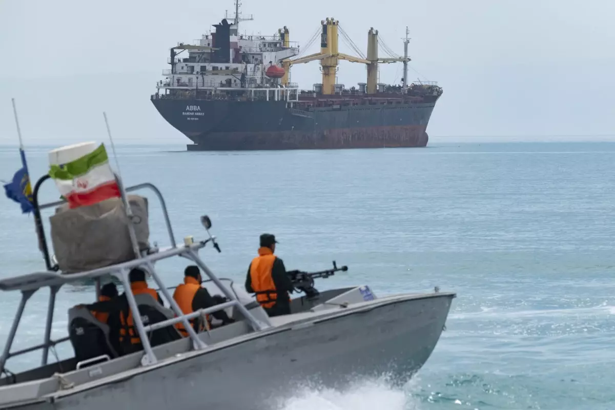 "Hürmüz Boğazı\'nı kapatmadık" diyen İran\'dan Japonya\'ya geçiş izni