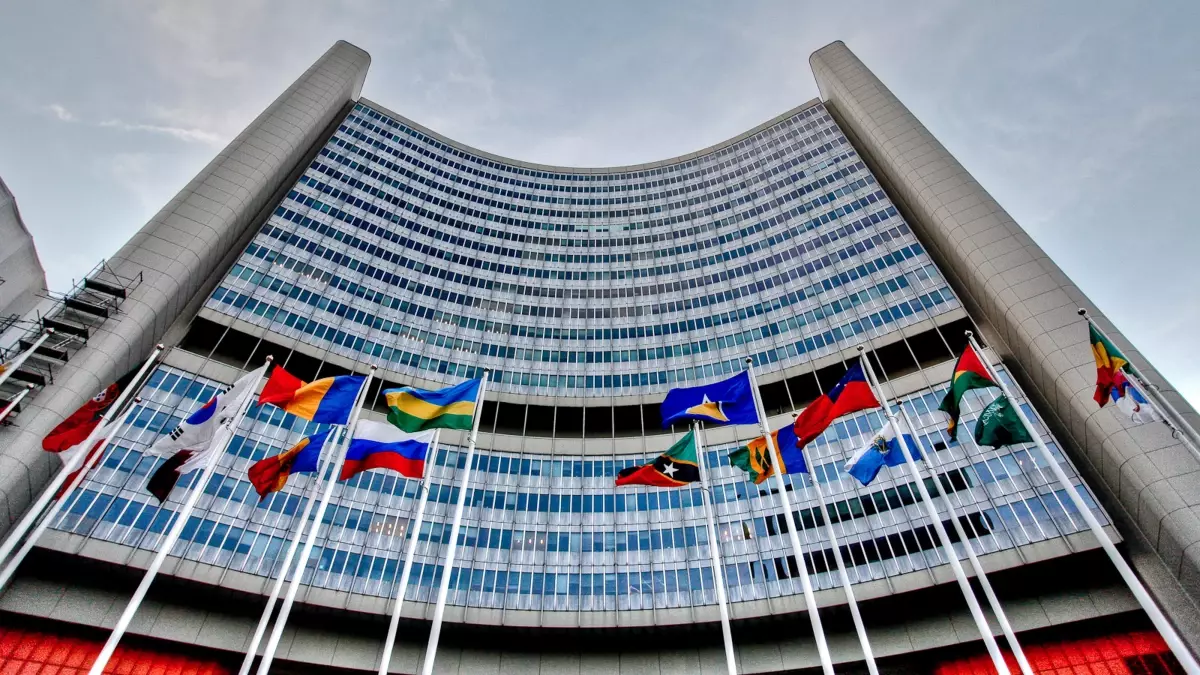 IAEA\'dan İran\'a İtidal Çağrısı