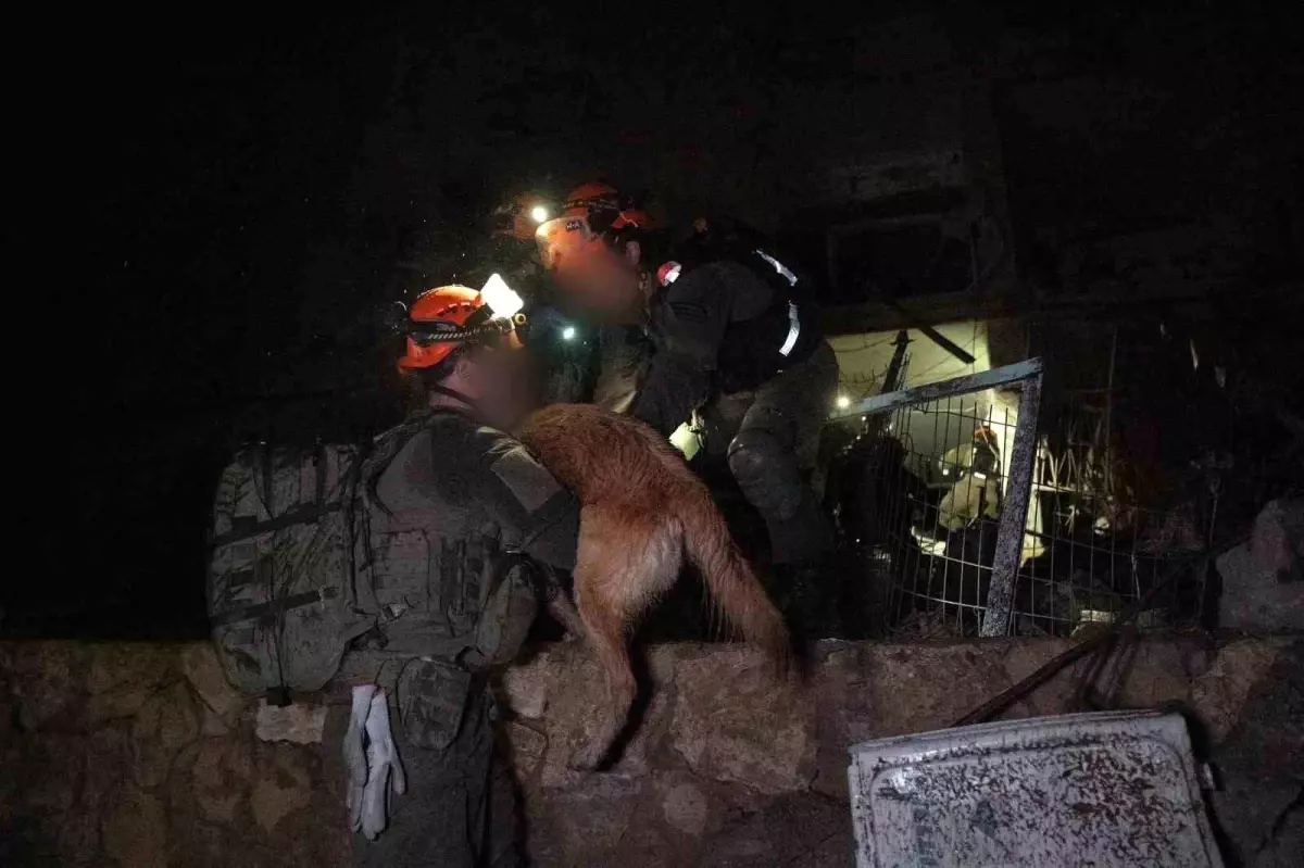 İran\'ın Dimona\'ya Saldırısında Yaralı Sayısı 51