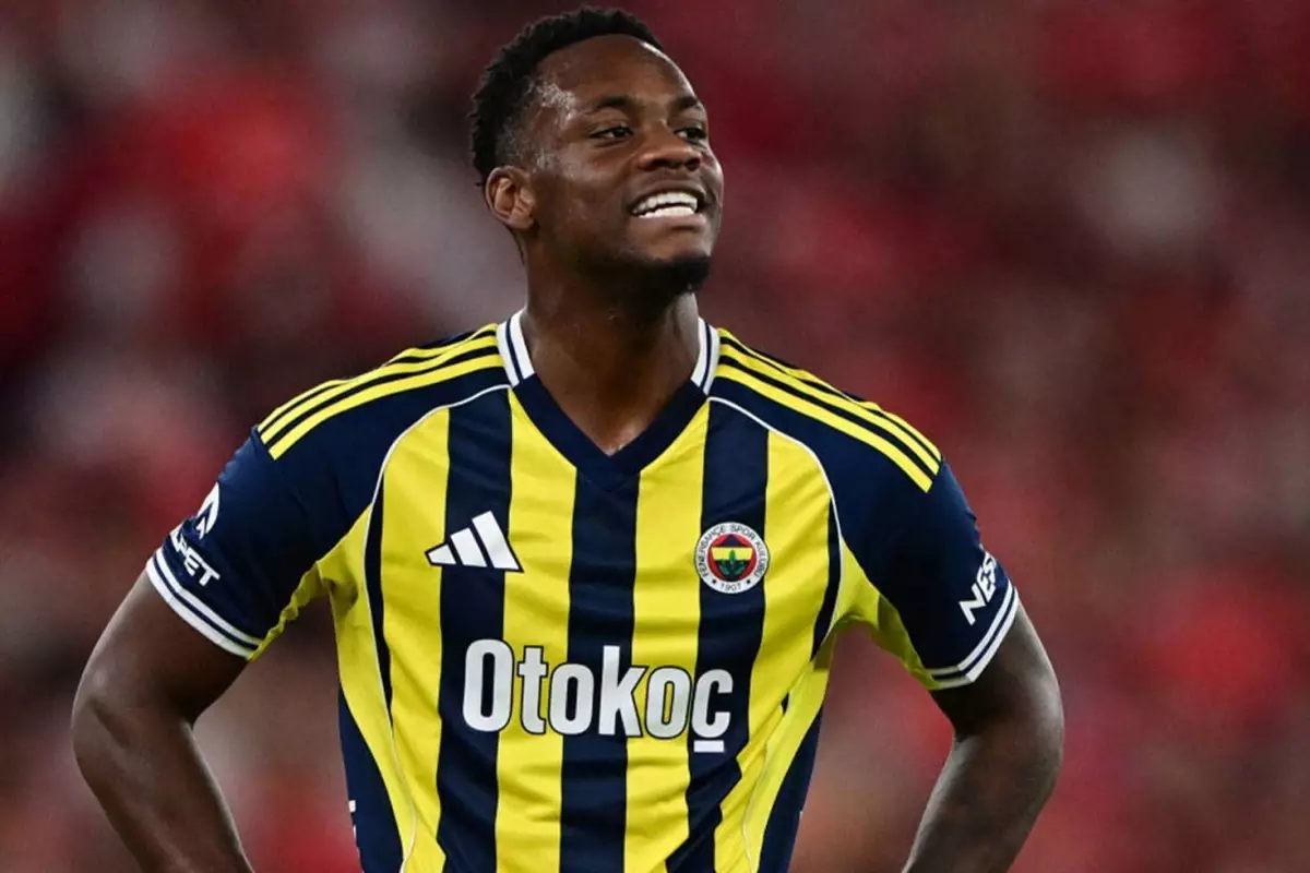 Jhon Duran koca ülkeyi karıştırdı