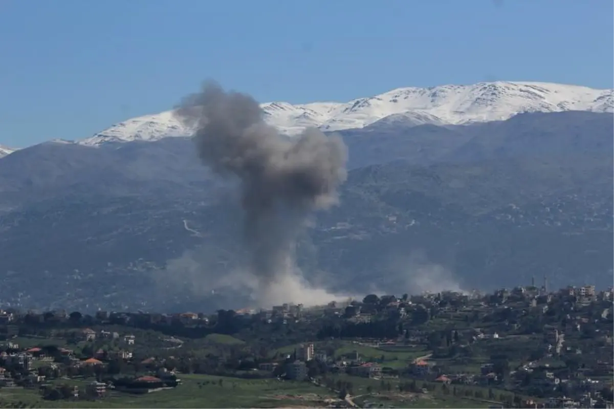 Lübnan\'da İsrail Saldırıları: 1021 Ölü