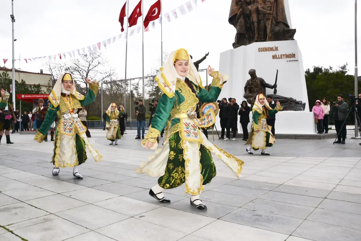 Mesir Festivali\'nde Yarışma Coşkusu