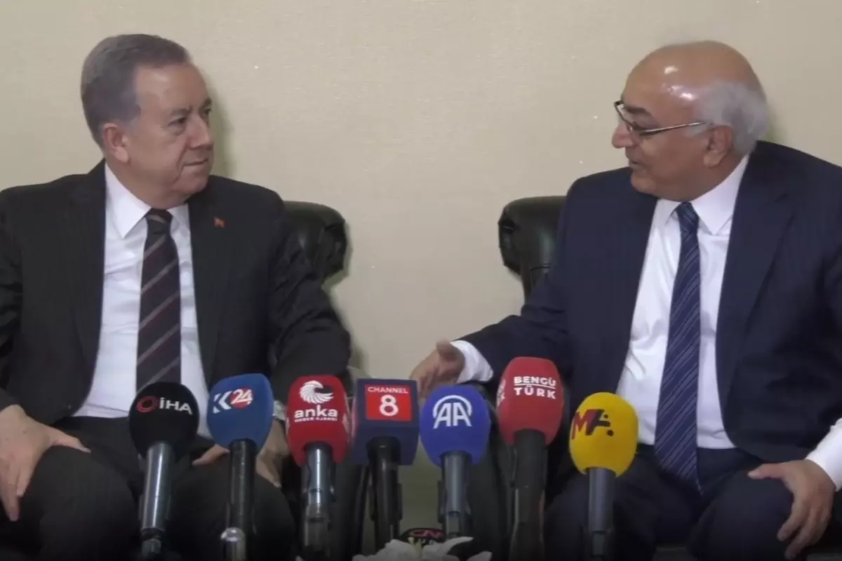 MHP\'nin bayram ziyaretine DEM\'in Öcalan talebi damga vurdu