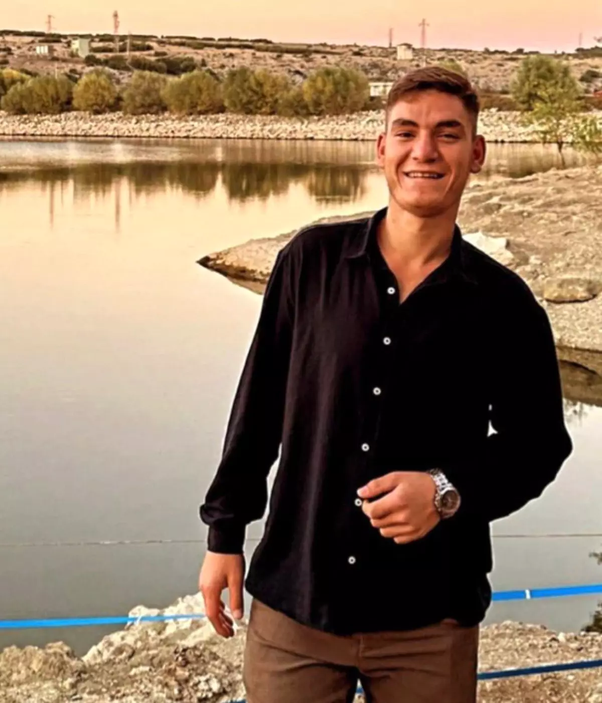 Sakarya\'da trafik kazasında genç sürücü hayatını kaybetti