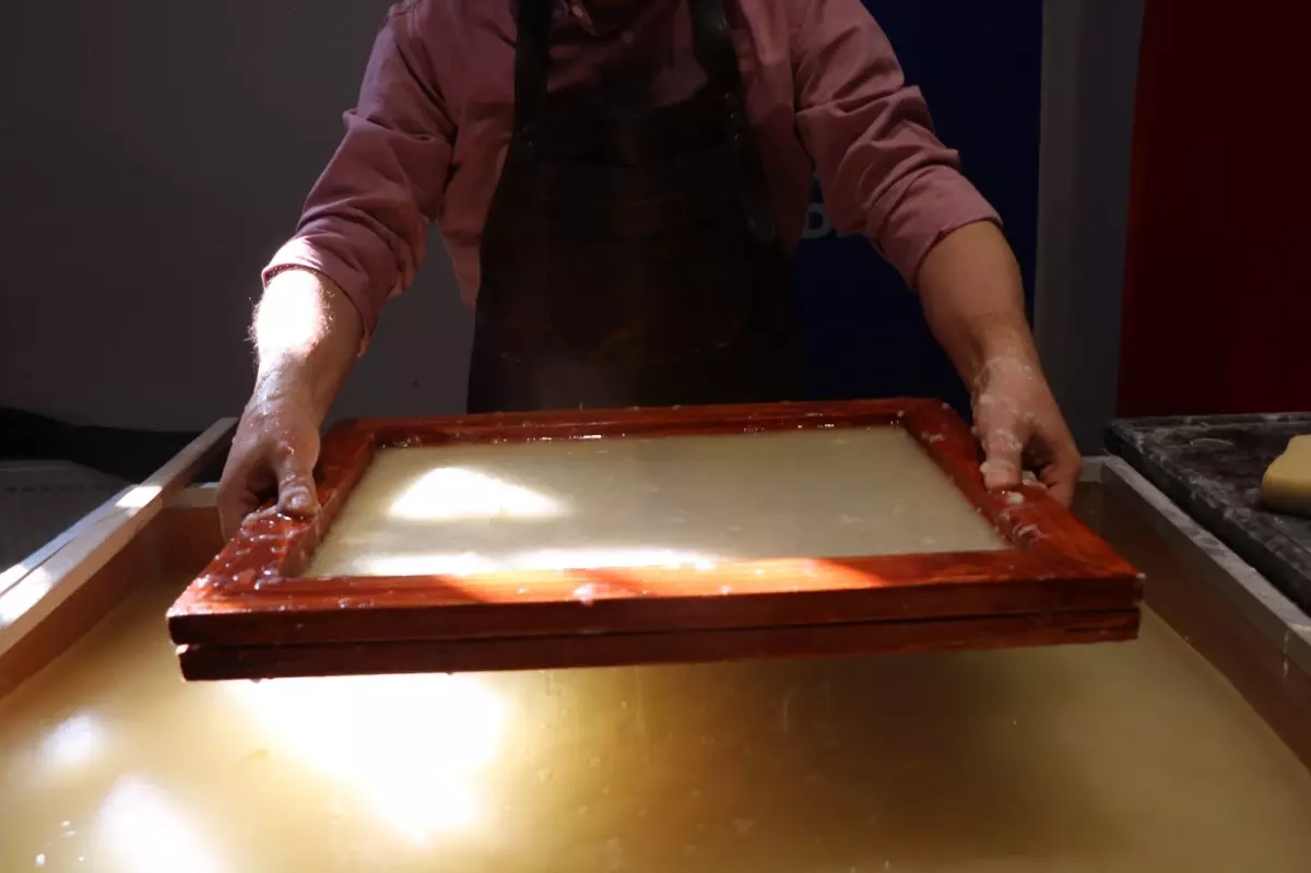 Kayseri\'de Geleneksel Kağıt Üretimi