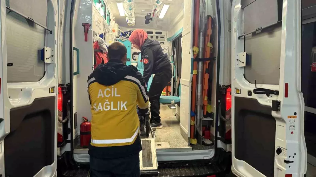 Adıyaman\'da Trafik Kazası: 2 Yaralı