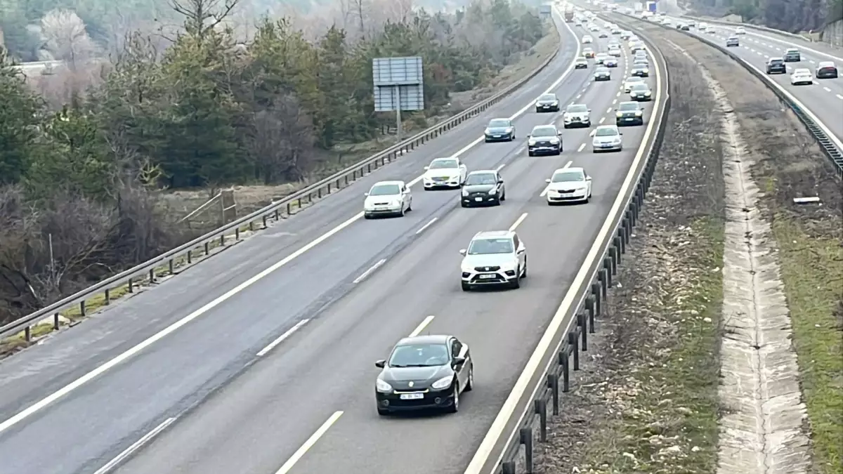 Anadolu Otoyolu\'nda Hafif Yoğunluk