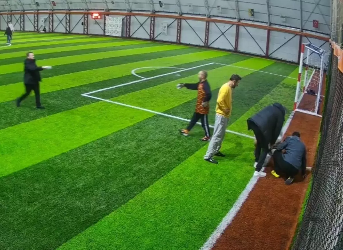 Halı Saha Maçında Kalp Krizi