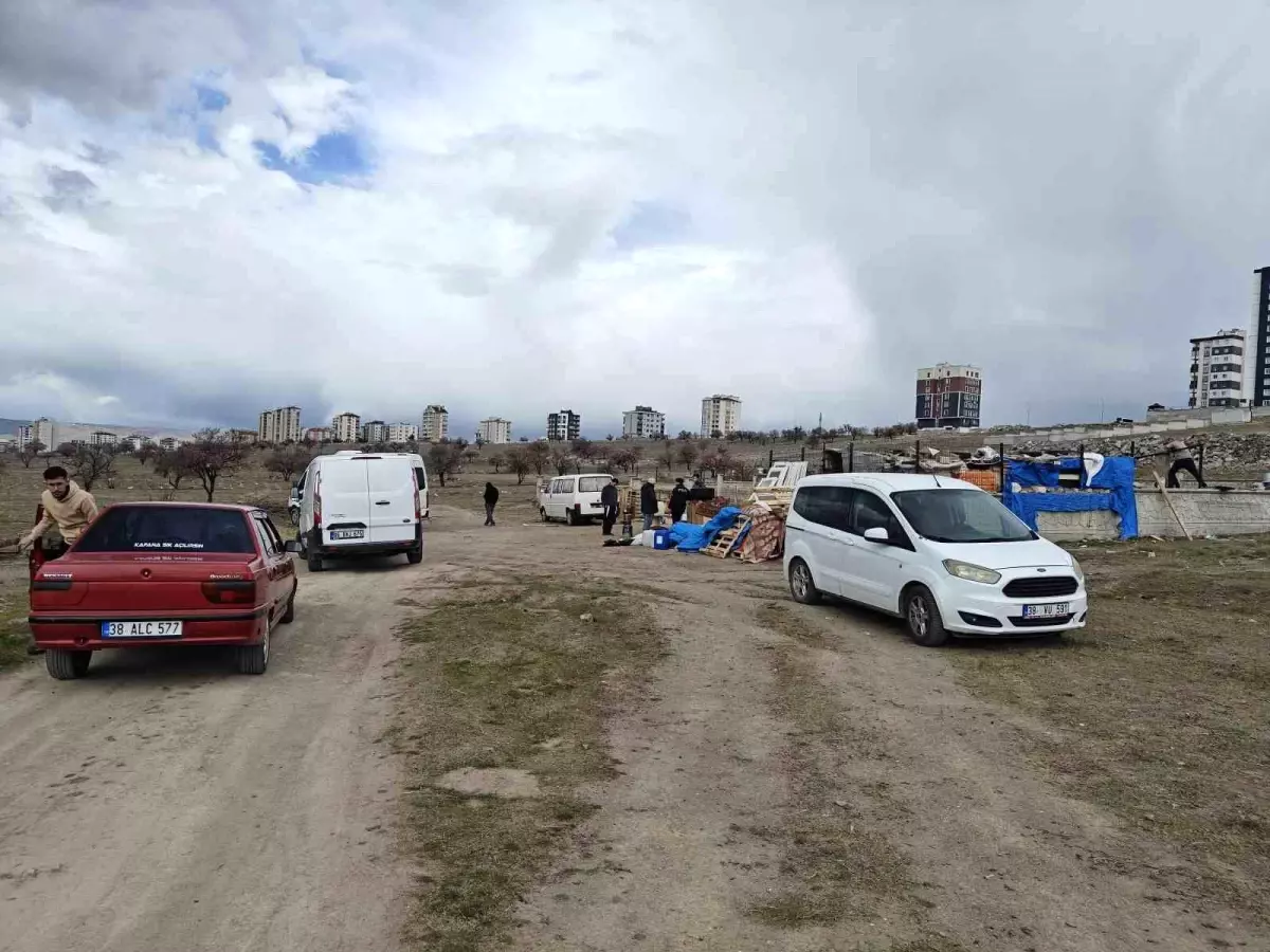 Kayseri\'de ahıra hayvan saldırdı: 6 keçi telef 5 keçi kayıp