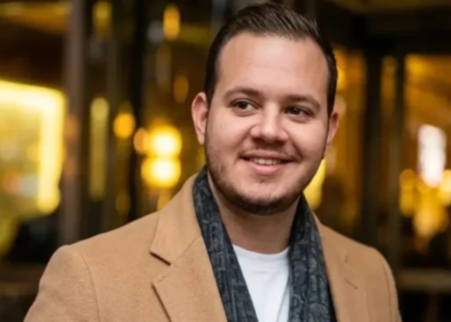 Kubilay Kaan Kundakçı cinayetinde ünlü türkücü İzzet Yıldızhan da gözaltına alındı Kubilay Kaan Kundakçı cinayetinde ünlü türkücü İzzet Yıldızhan da gözaltına alındı