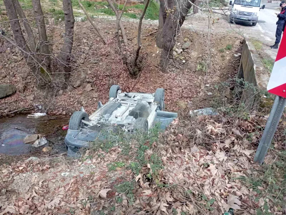 Edremit\'te Trafik Kazası: 5 Yaralı