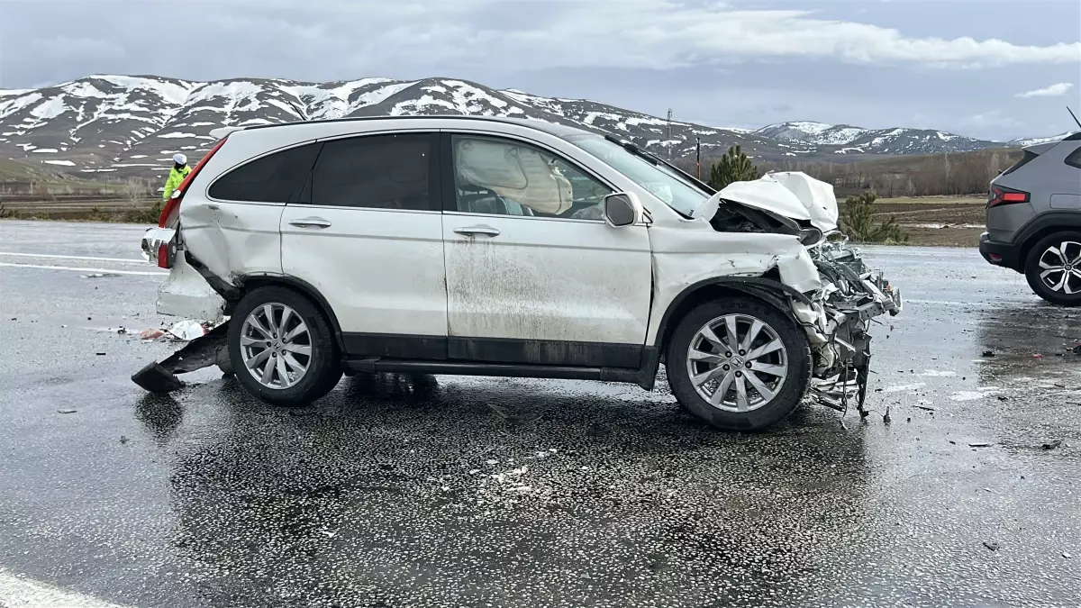 Zincirleme Trafik Kazası: 1 Ölü, 5 Yaralı