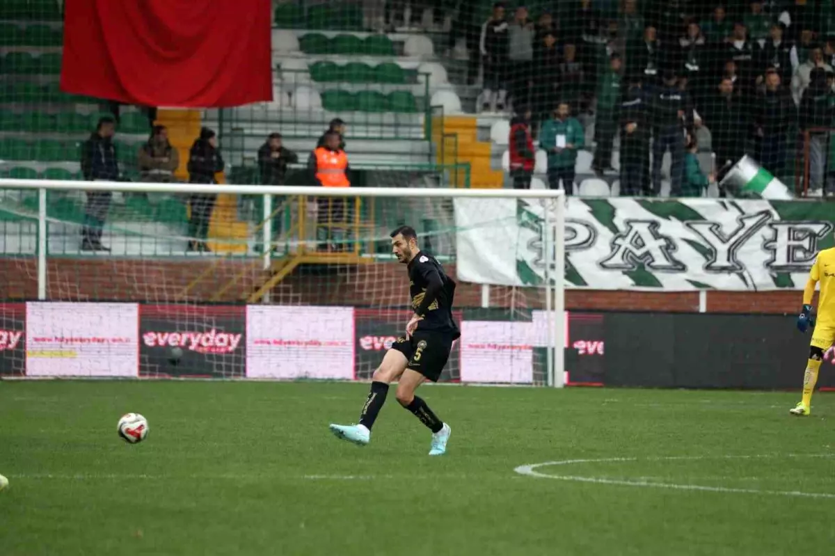 Iğdır FK, Çorum FK\'ya 2-0 Mağlup Oldu