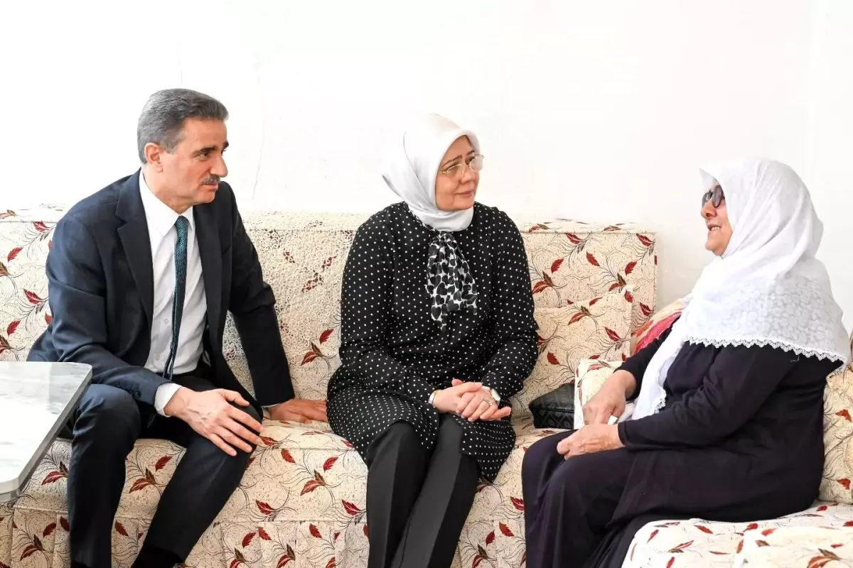 Vali Baruş\'tan bayramda vefa ziyaretleri