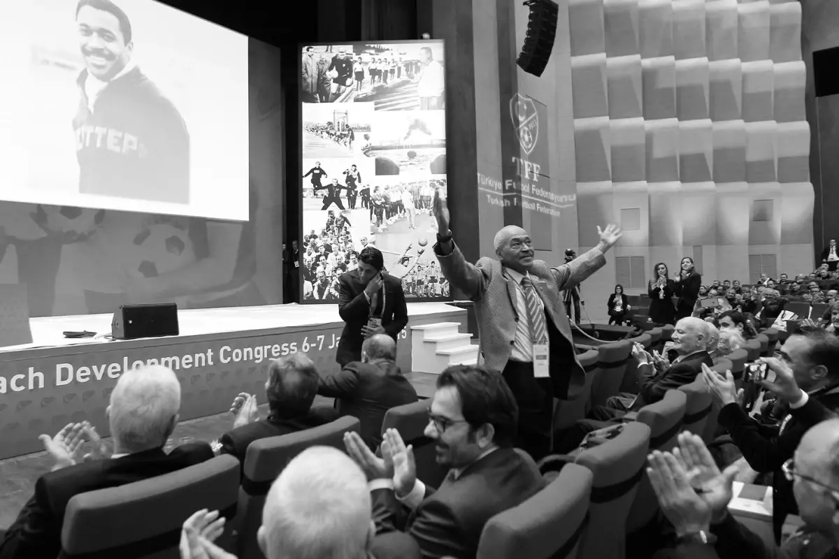 A Milli Takım\'ın eski antrenörlerinden Çetin Güler hayatını kaybetti