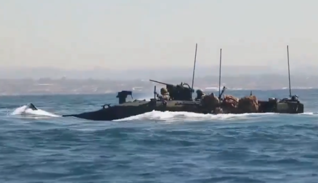 ABD'den Hürmüz Boğazı hamlesi! 4500 deniz piyadesi bölgeye sevk edildi