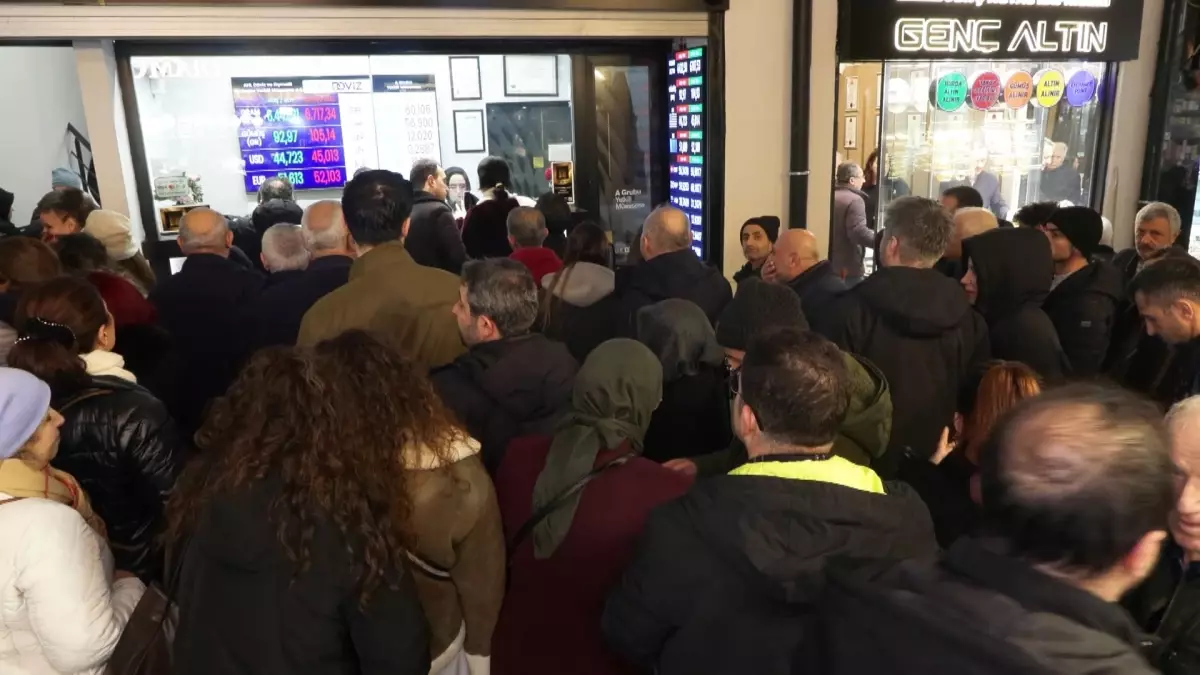 Kapalıçarşı\'da Altın Kuyruğu