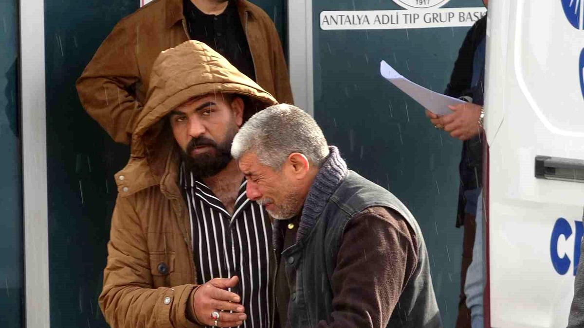 Bir babanın en ağır yükü: "Yarın bayram, erken yatın" dedi, hiçbiri uyanamadı