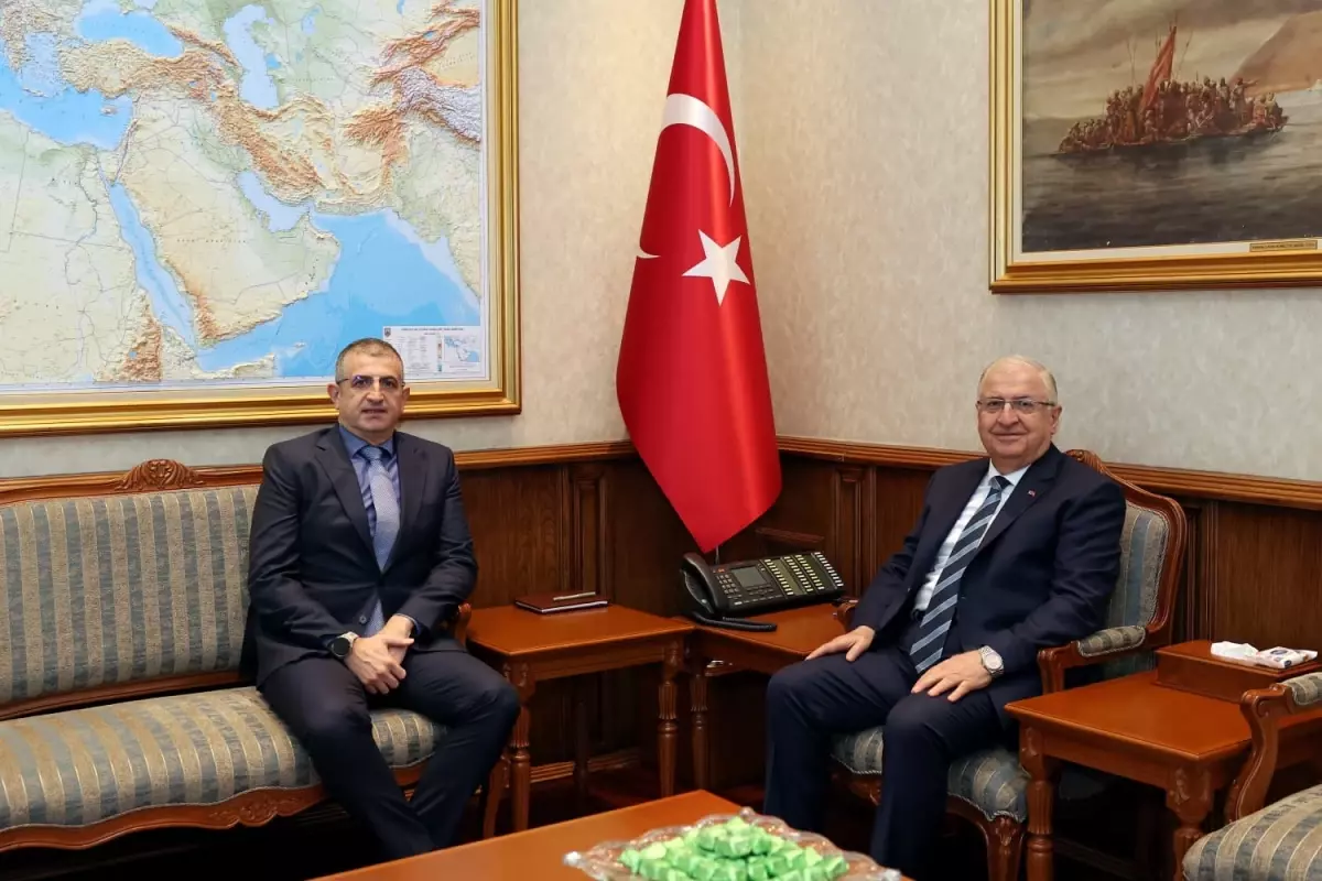 Bakan Güler ve Bayraktar Bir Araya Geldi