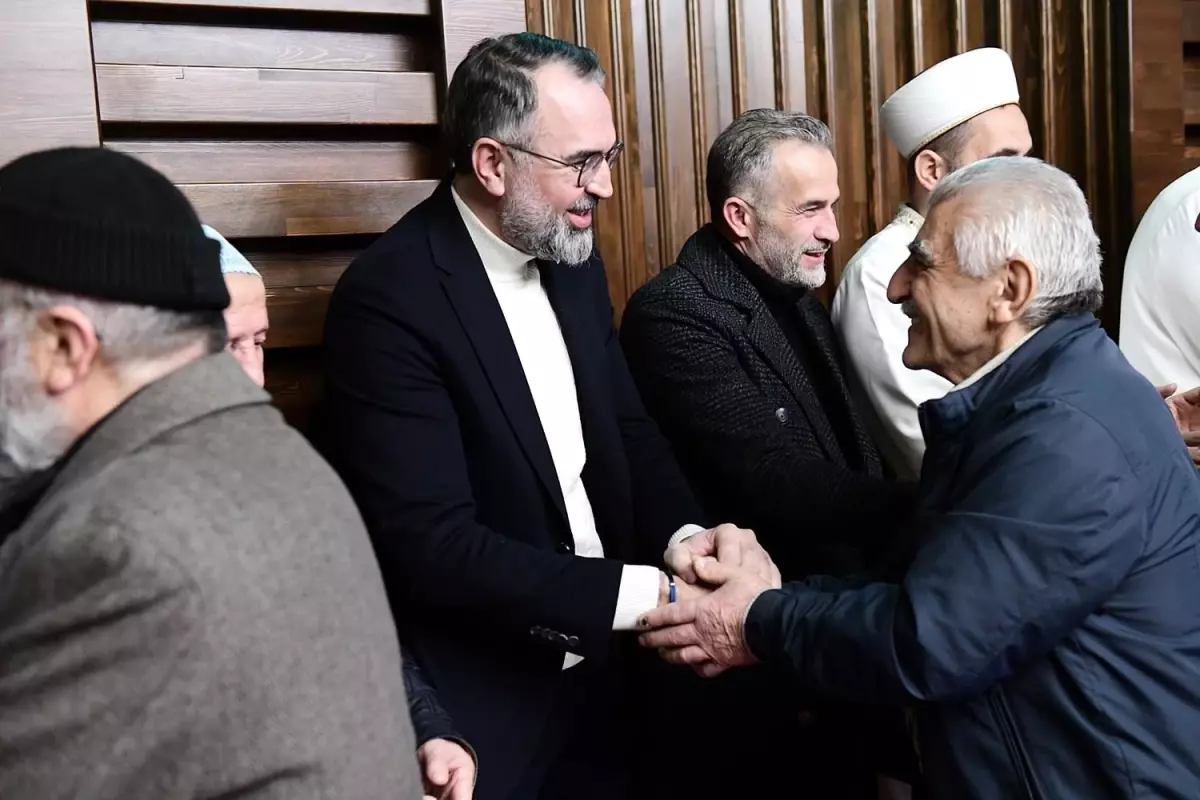 Başkan Erol bayramda her kapıda, her gönülde