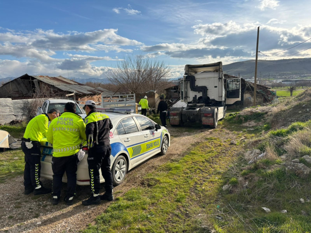 'Dur' ihtarına uymayan alkollü sürücüye 450 bin lira ceza