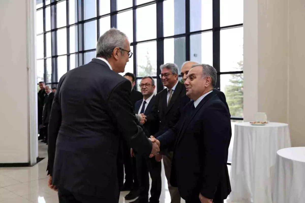 Erciyes Üniversitesi\'nde Bayramlaşma Töreni