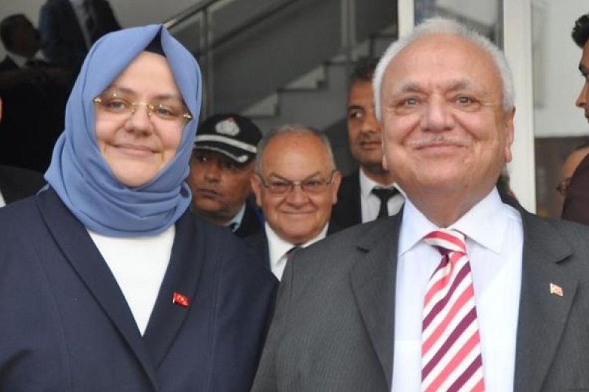 Eskişehir\'de zincirleme kaza! 2 eski bakan yaralandı, soruşturma başlatıldı