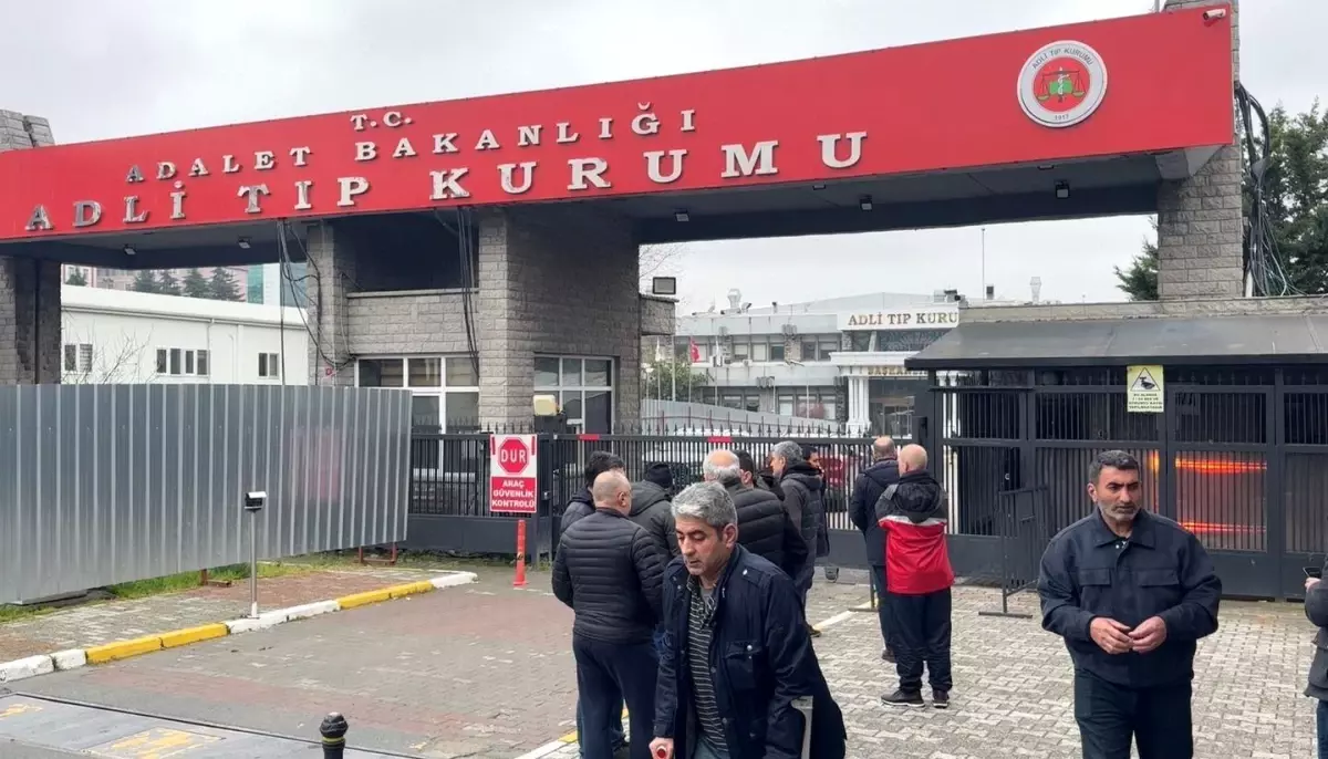 Fatih\'te Doğal Gaz Patlaması: Pamuk Teyze Hayatını Kaybetti