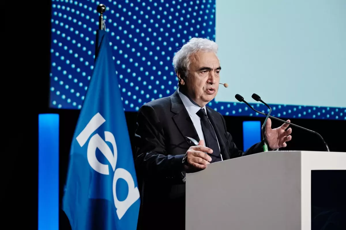 Enerji Krizi Küresel Ekonomiyi Tehdit Ediyor