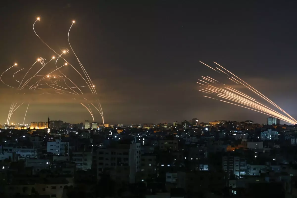 İsrail\'i karıştıran Demir Kubbe iddiası! Tüm gizli bilgileri İran\'a sızdırmış