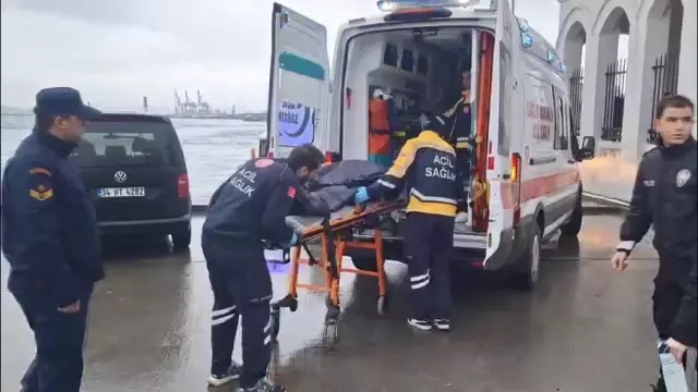 Kadıköy'de sabah saatlerinde fark edildi! Gören telefona sarıldı