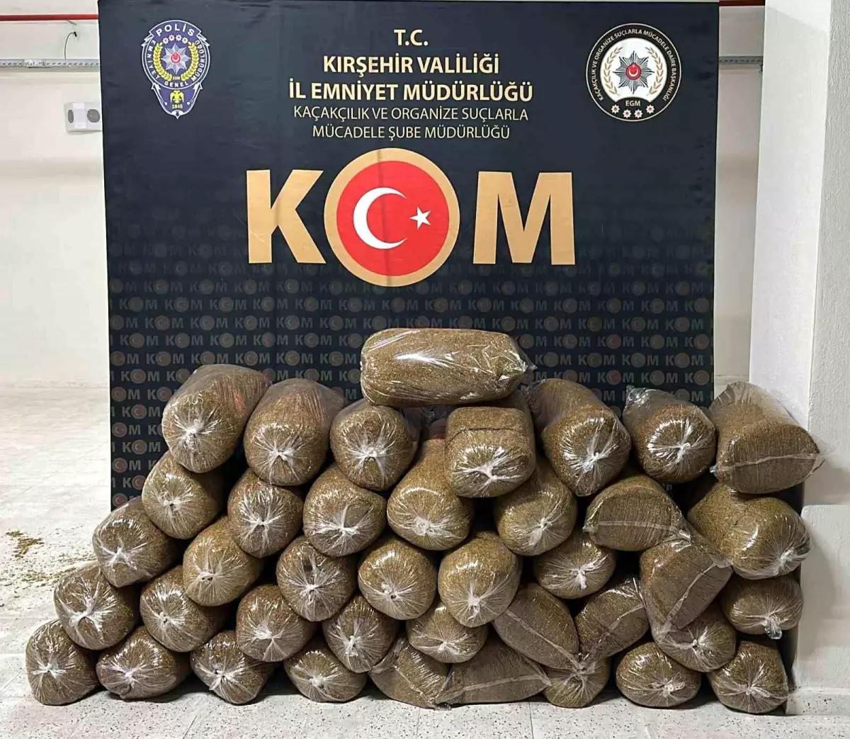 Kırşehir\'de 200 Kilogram Kaçak Tütün Ele Geçirildi