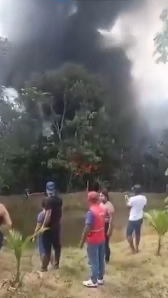 Kolombiya'da askeri uçak düştü: 90 kişi hayatını kaybetti