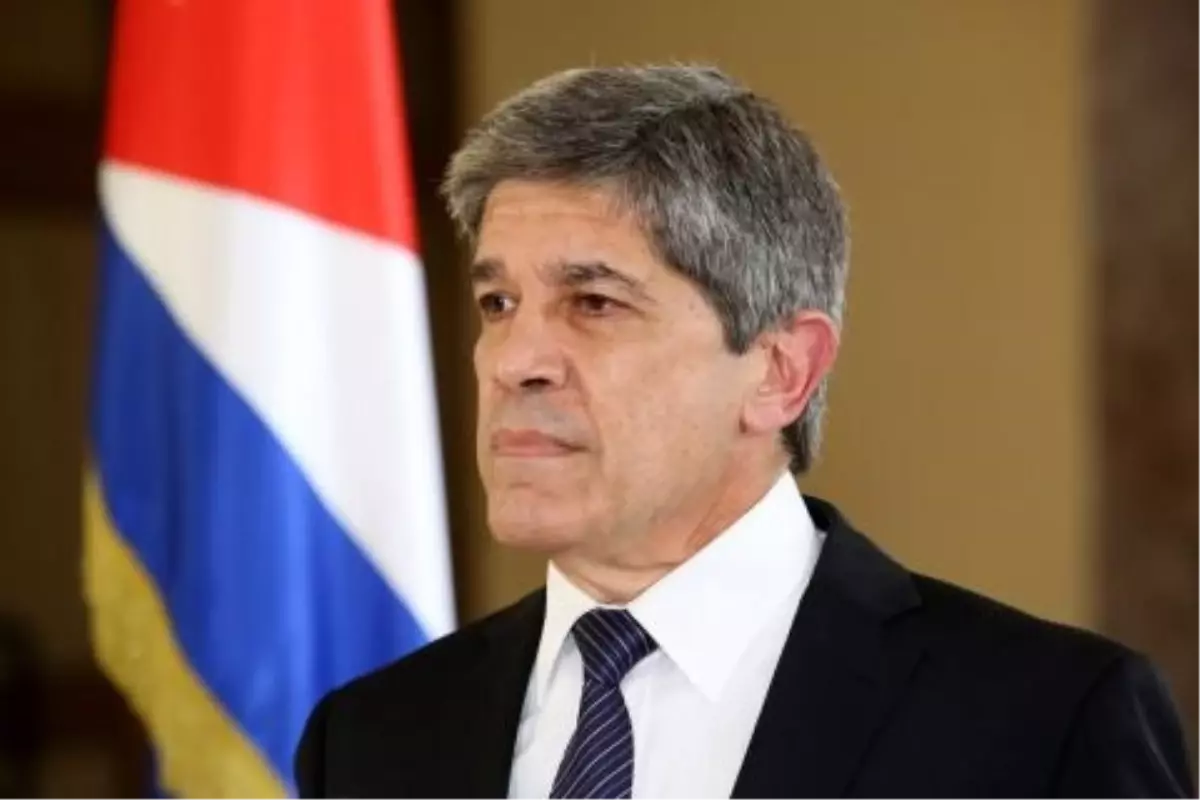 Küba, ABD\'ye Karşı Askeri Hazırlıklara Başladık