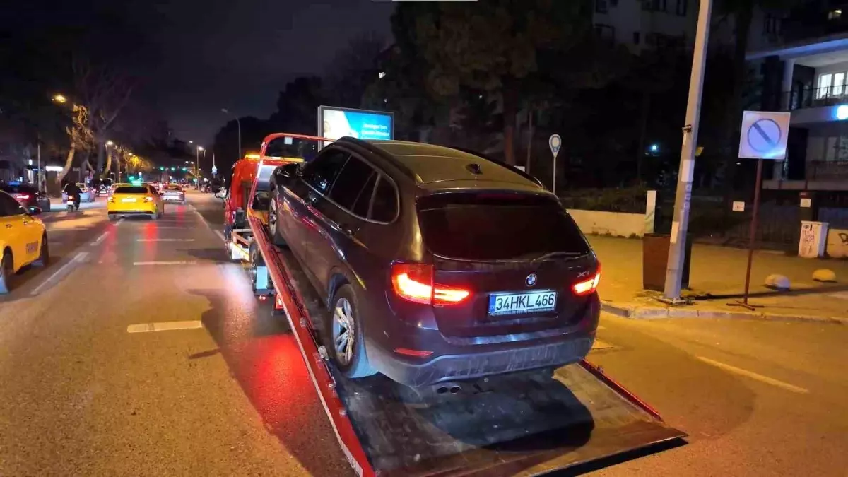 Kadıköy\'de Tehlikeli Sürücüye 90 Bin Lira Ceza