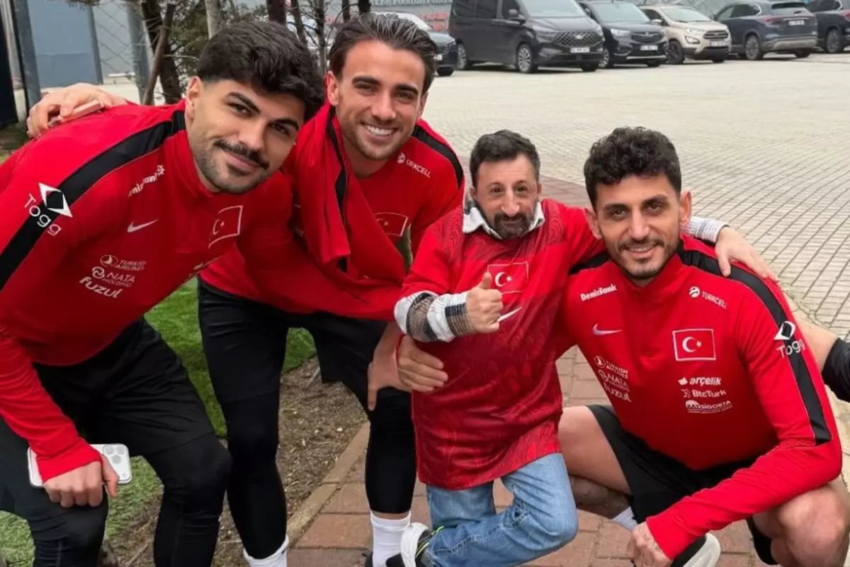 Milli Takım kampına damga vuran ziyaret